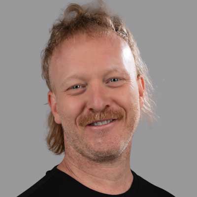 images/portfolio/moritz-trainer-abenteuer-erleben.jpg#joomlaImage://local-images/portfolio/moritz-trainer-abenteuer-erleben.jpg?width=400&height=400